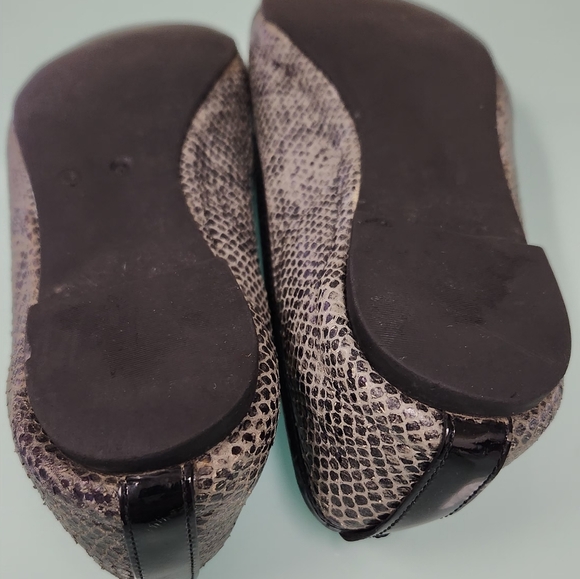 Tory Burch Black and Gray Flats - Picture 9 of 11